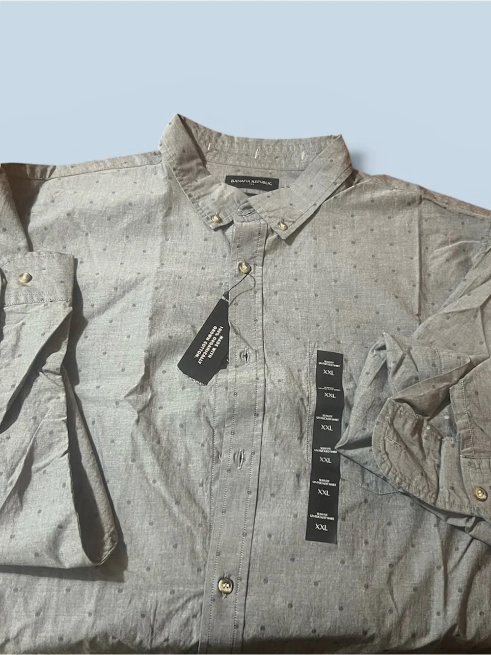 Banana Republic Men’s Light Gray Dot Button-Down Shirt